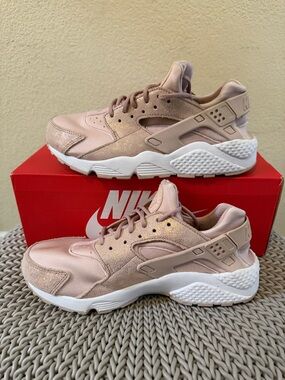 Nike Women’s Rose Gold Huarache Athletic Sneakers